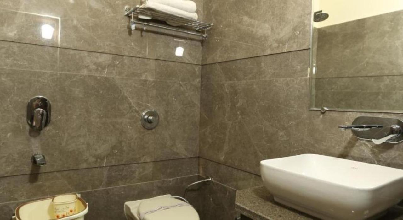 Om Sai B&B Amritsar Dış mekan fotoğraf