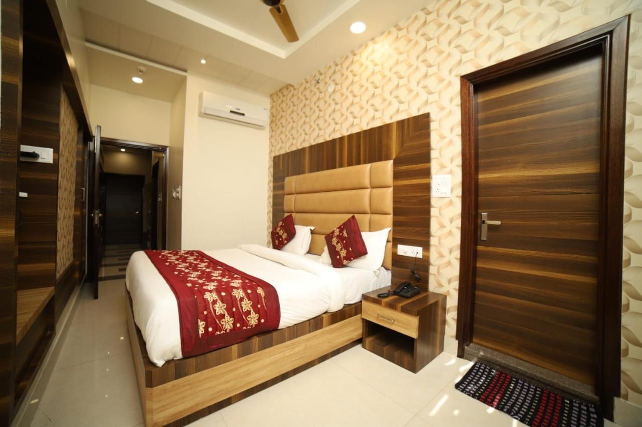 Om Sai B&B Amritsar Dış mekan fotoğraf