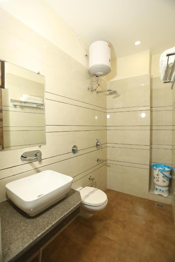Om Sai B&B Amritsar Dış mekan fotoğraf
