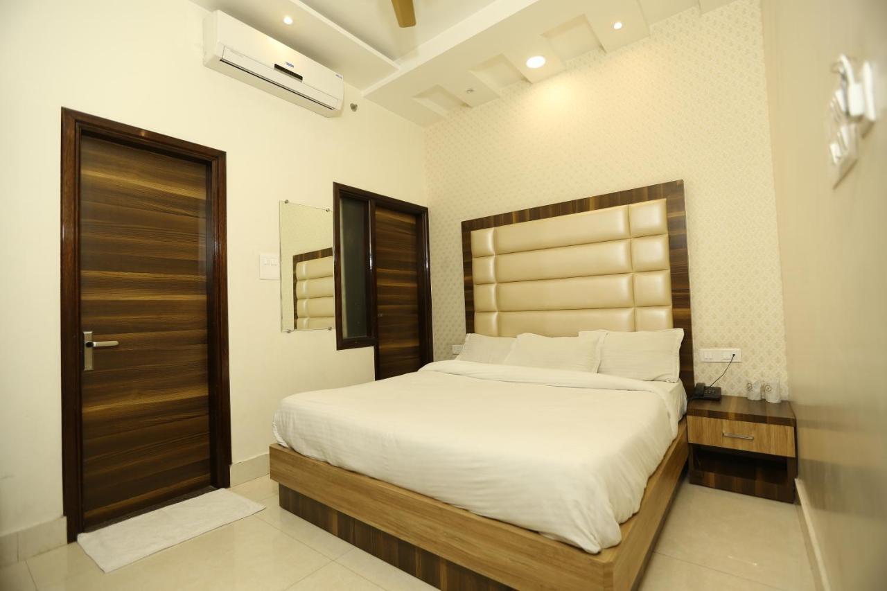 Om Sai B&B Amritsar Dış mekan fotoğraf